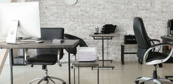 近現代デスクのオフィス用品