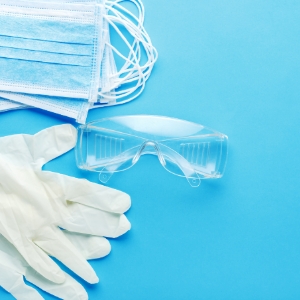 マスクとゴーグル