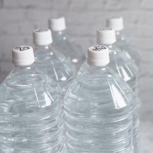 備蓄用のペットボトル
